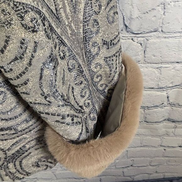 Chico’s Silver Beige Convertible Faux-fur Cuff Classic Jacquard Jacket Size M - Picture 7 of 12